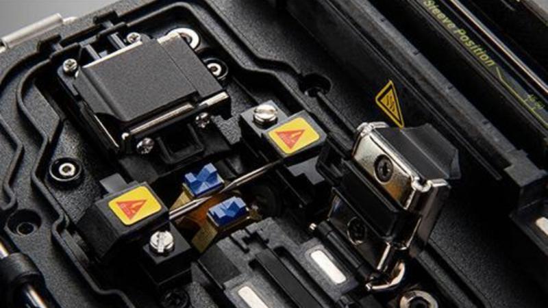 Como Realizar a Instalação de Nobreak de Forma Eficiente para Proteger Seus Equipamentos